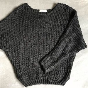 Black Knitted Long Sleeve (NEW)